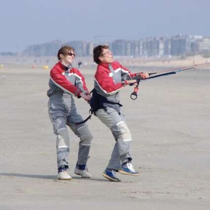 Teambuilding Kitesurfing initiation 2h in De Panne